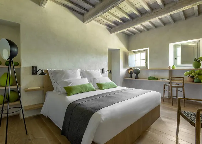 Отель Badia Di Pomaio, Tuscan Resort- Small Luxury Of The World