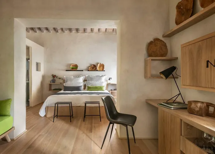 Отель Badia Di Pomaio, Tuscan Resort- Small Luxury Of The World